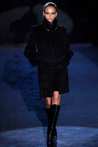 Look 1